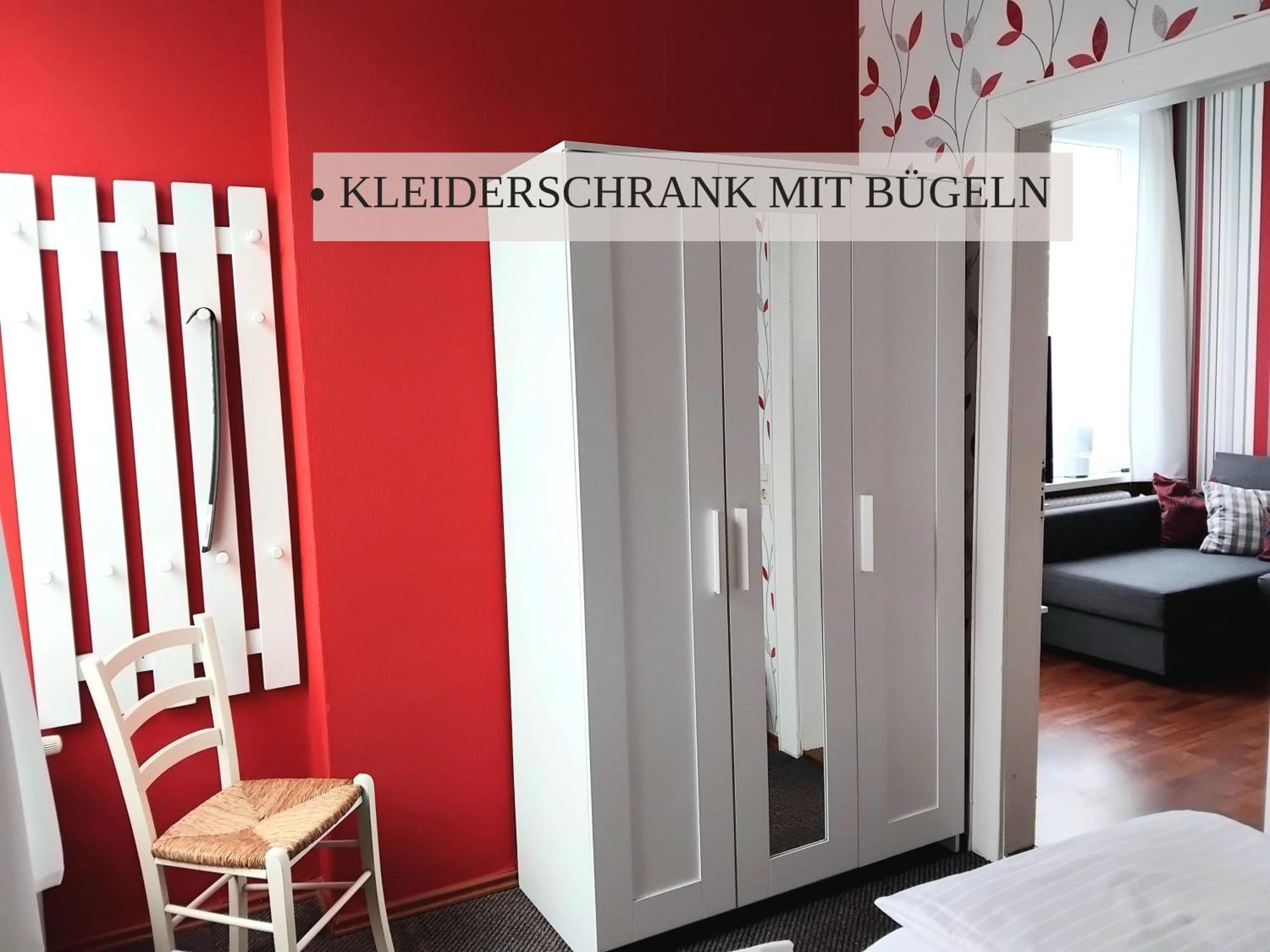 Haus Krabbe Apartments, Zentral Gelegen Im Idyllischen Nordseeort Zwischen Bremerhaven Und Cuxhaven, Hunde Kostenfrei Willkommen, Hauseigene Kostenfreie Parkplaetze Wremen Exterior foto